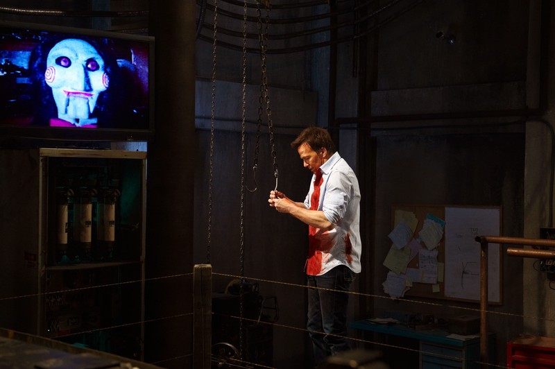 Saw 3D: The traps come alive