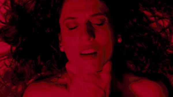 Amer (2010)