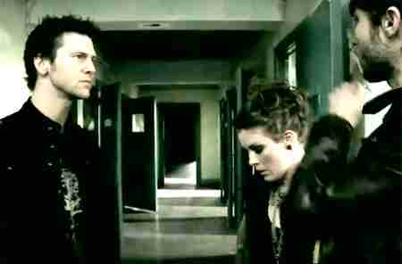 Grave Encounters