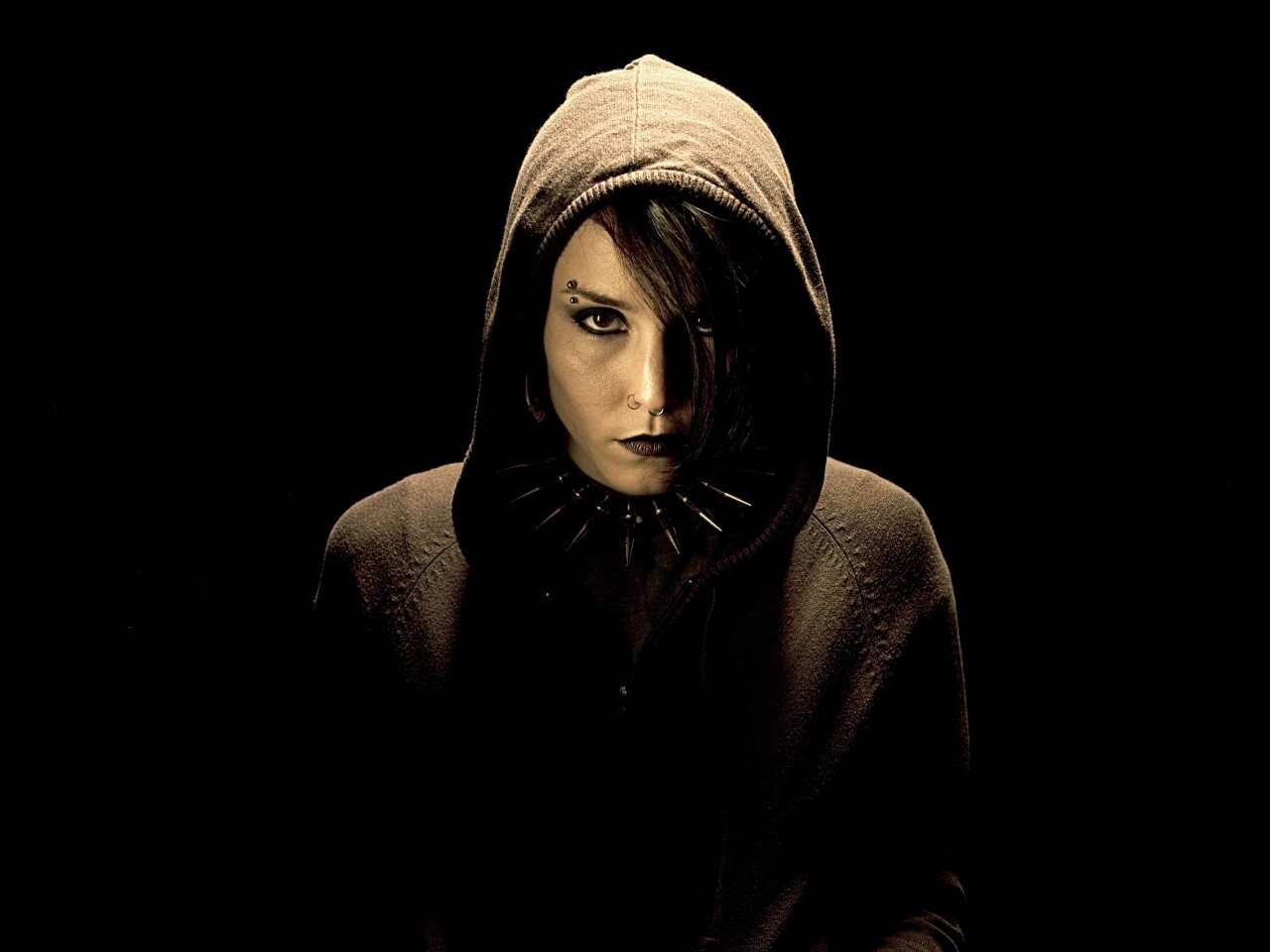 Noomi Rapace