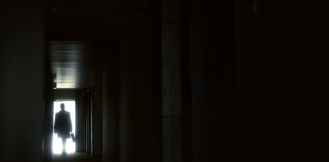 «The Last Employee» fantasmas vengativos desde Alemania