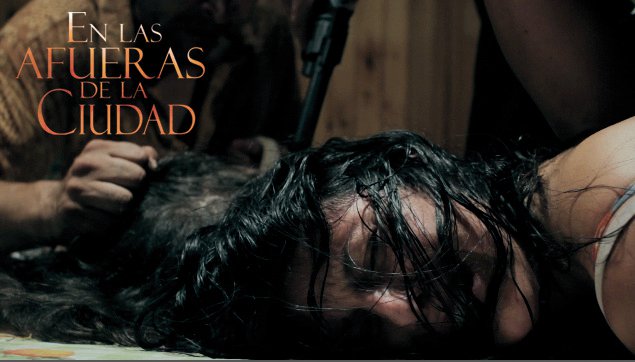 En las afueras de la ciudad (2011)