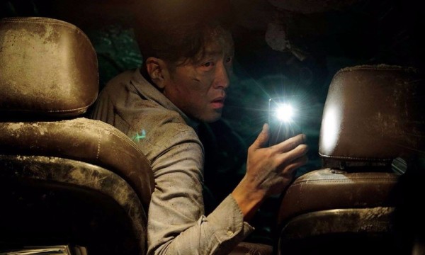 21535_tunnel-Kim-Seong-Hun