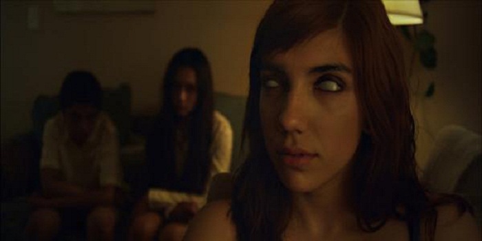 Crítica. Ahí va el Diablo (Adrián Garcia Bogliano, 2012)