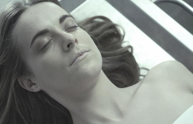 El Cadaver de Anna Fritz. Necrofilia light pero polémica en Sitges 2015